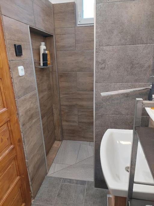 Ujszeged Apartman מראה חיצוני תמונה