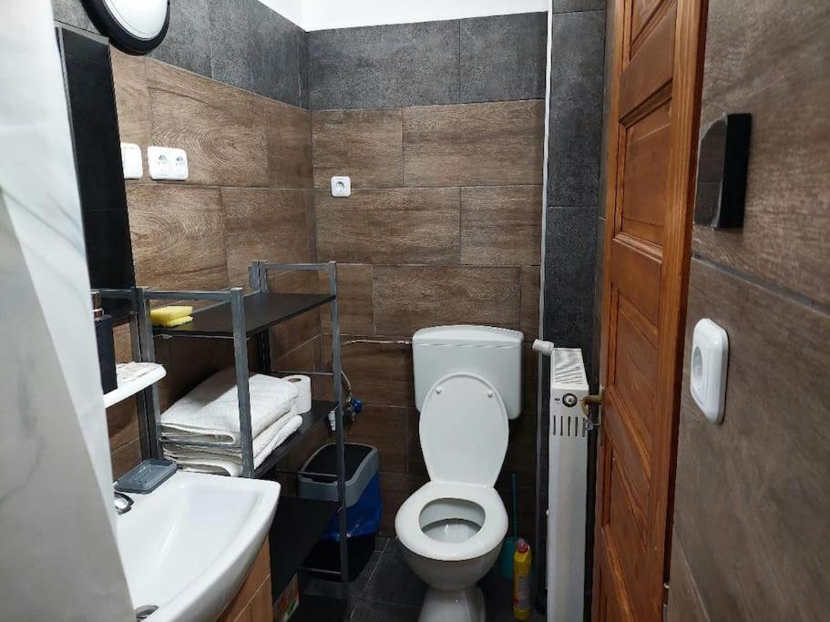 Ujszeged Apartman מראה חיצוני תמונה