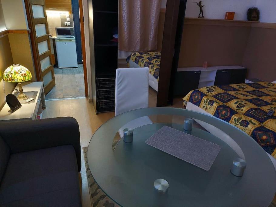 Ujszeged Apartman מראה חיצוני תמונה
