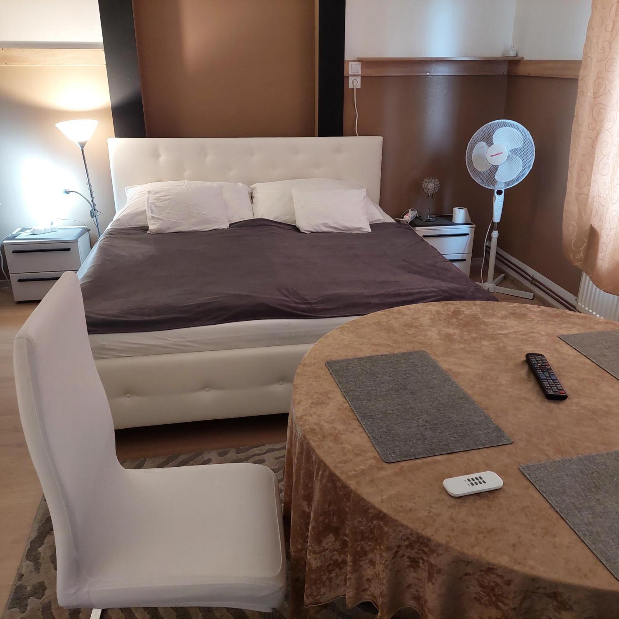 Ujszeged Apartman מראה חיצוני תמונה
