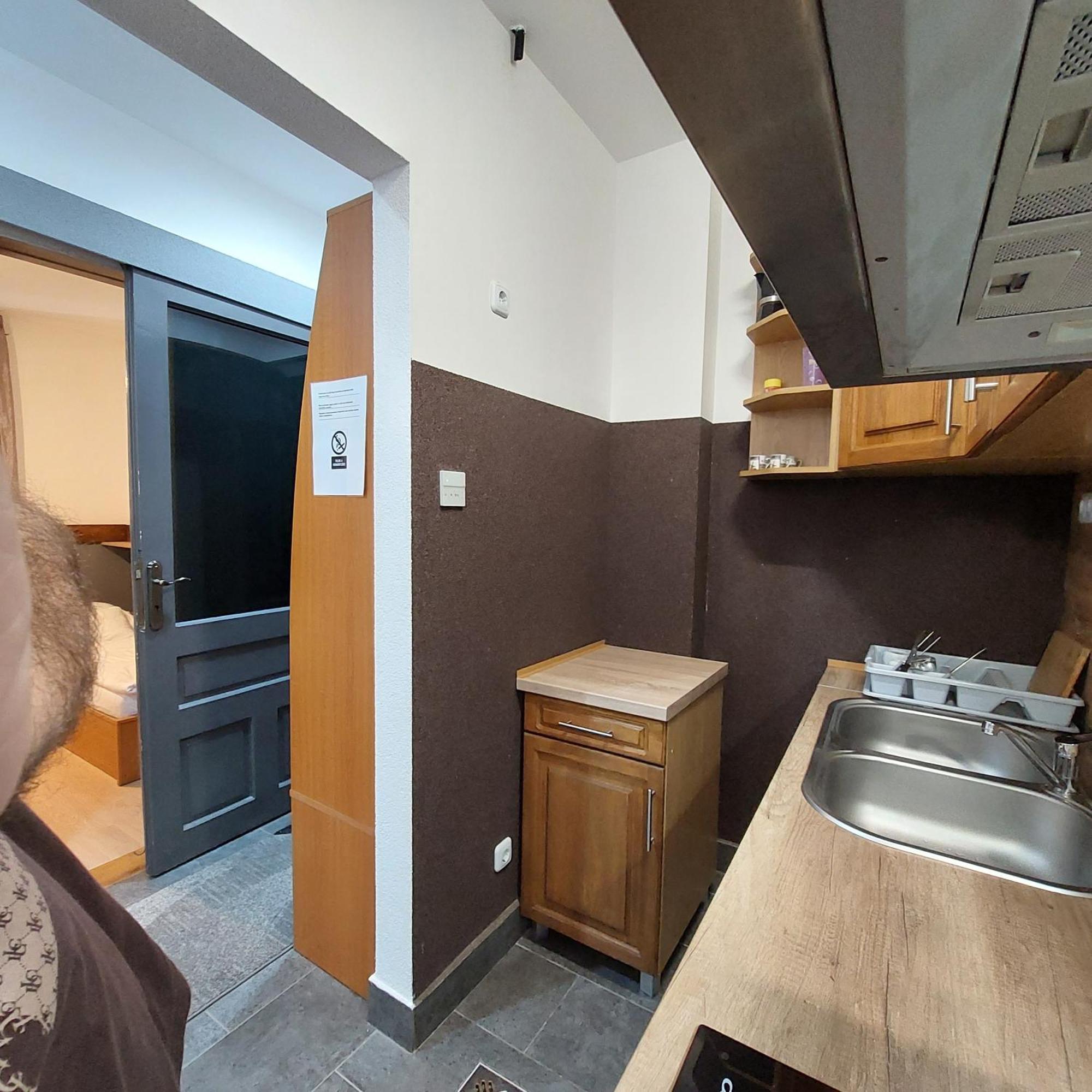 Ujszeged Apartman מראה חיצוני תמונה