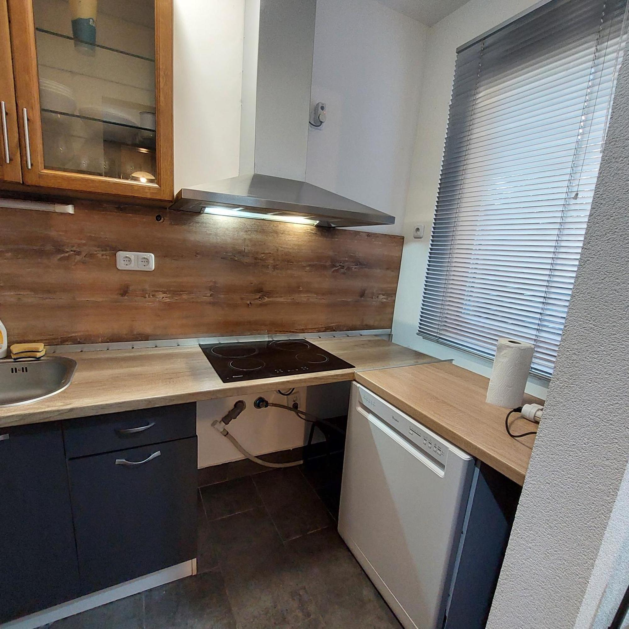 Ujszeged Apartman מראה חיצוני תמונה