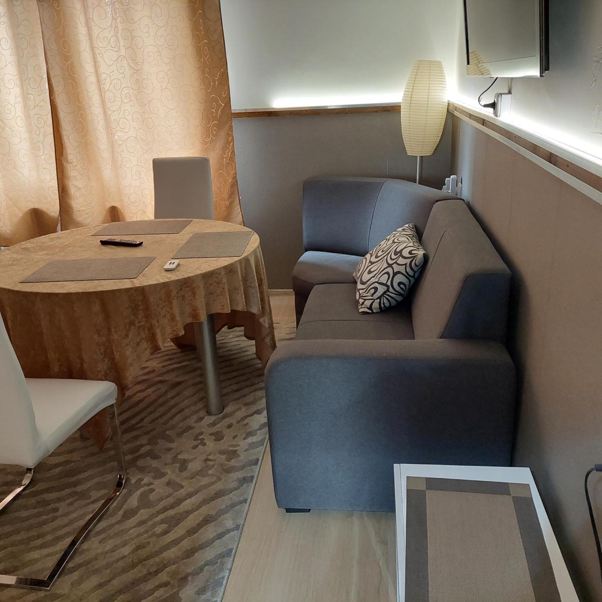 Ujszeged Apartman מראה חיצוני תמונה