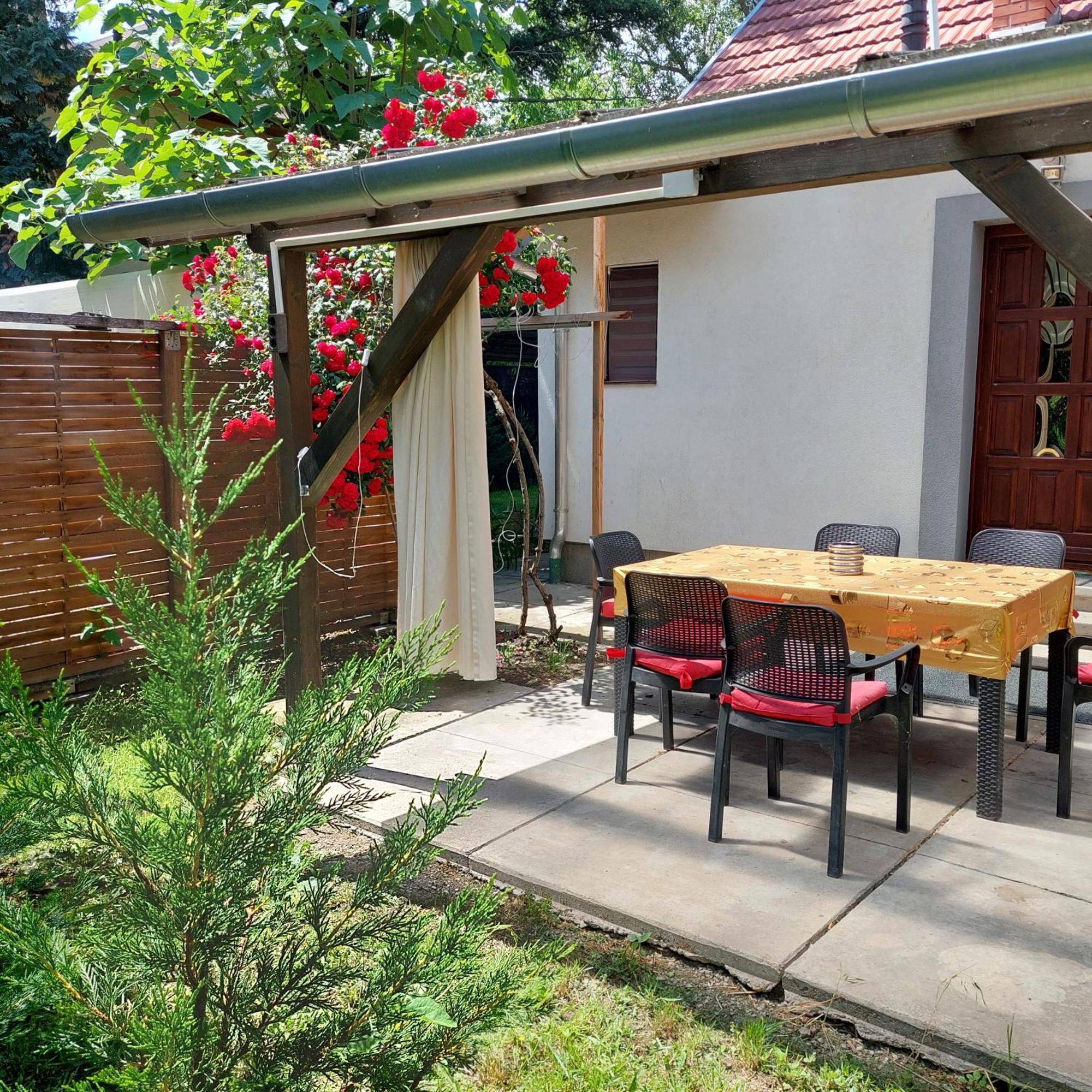 Ujszeged Apartman מראה חיצוני תמונה