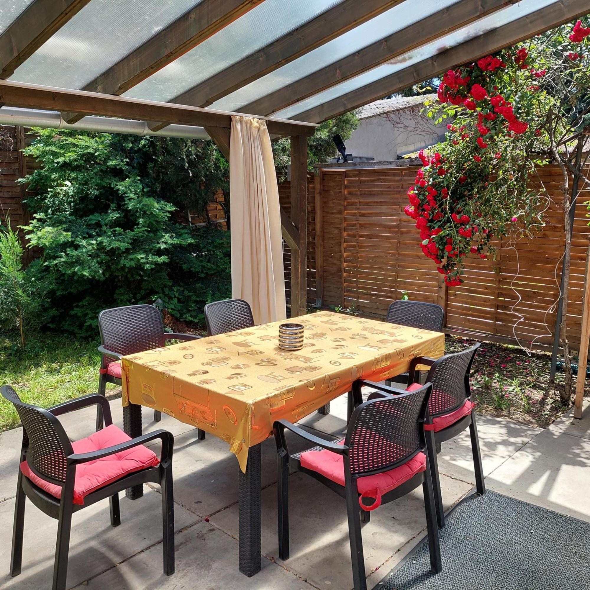 Ujszeged Apartman מראה חיצוני תמונה